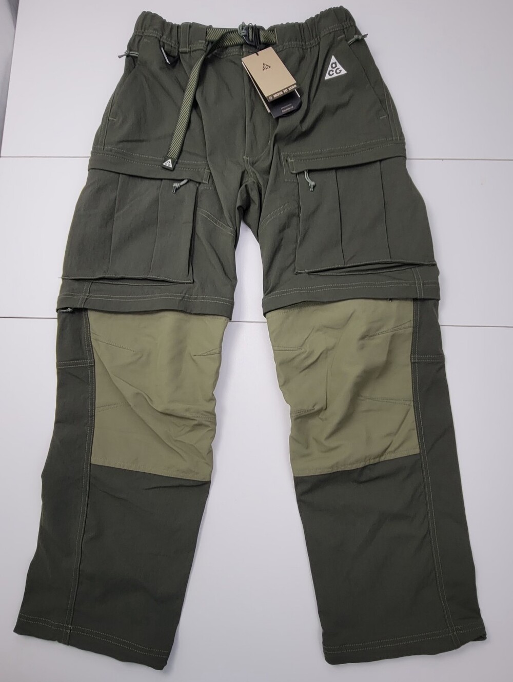 Nike ACG Smith Summit Size S Cargo Pants Convert into Shorts Sequoia Olive FN042